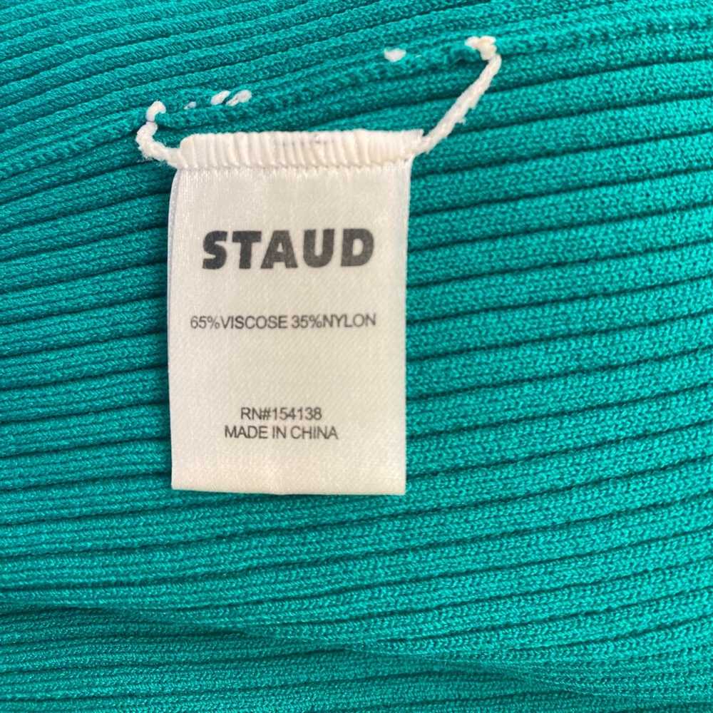 Colorblock Rib-Knit Button-Front Dress in Green & Navy - Picture 7 of 7